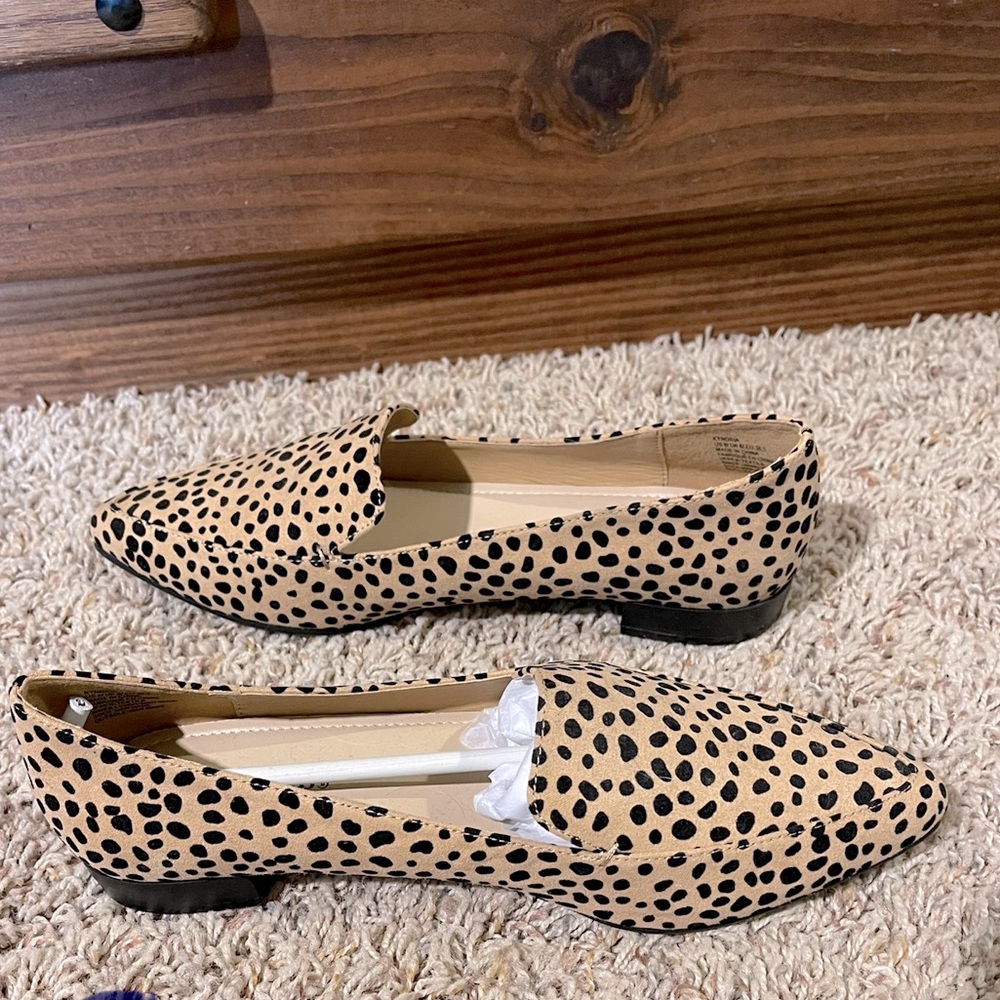 Leopard brand new mule flats